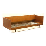 Vintage teak daybed / sofa made in the 1960s