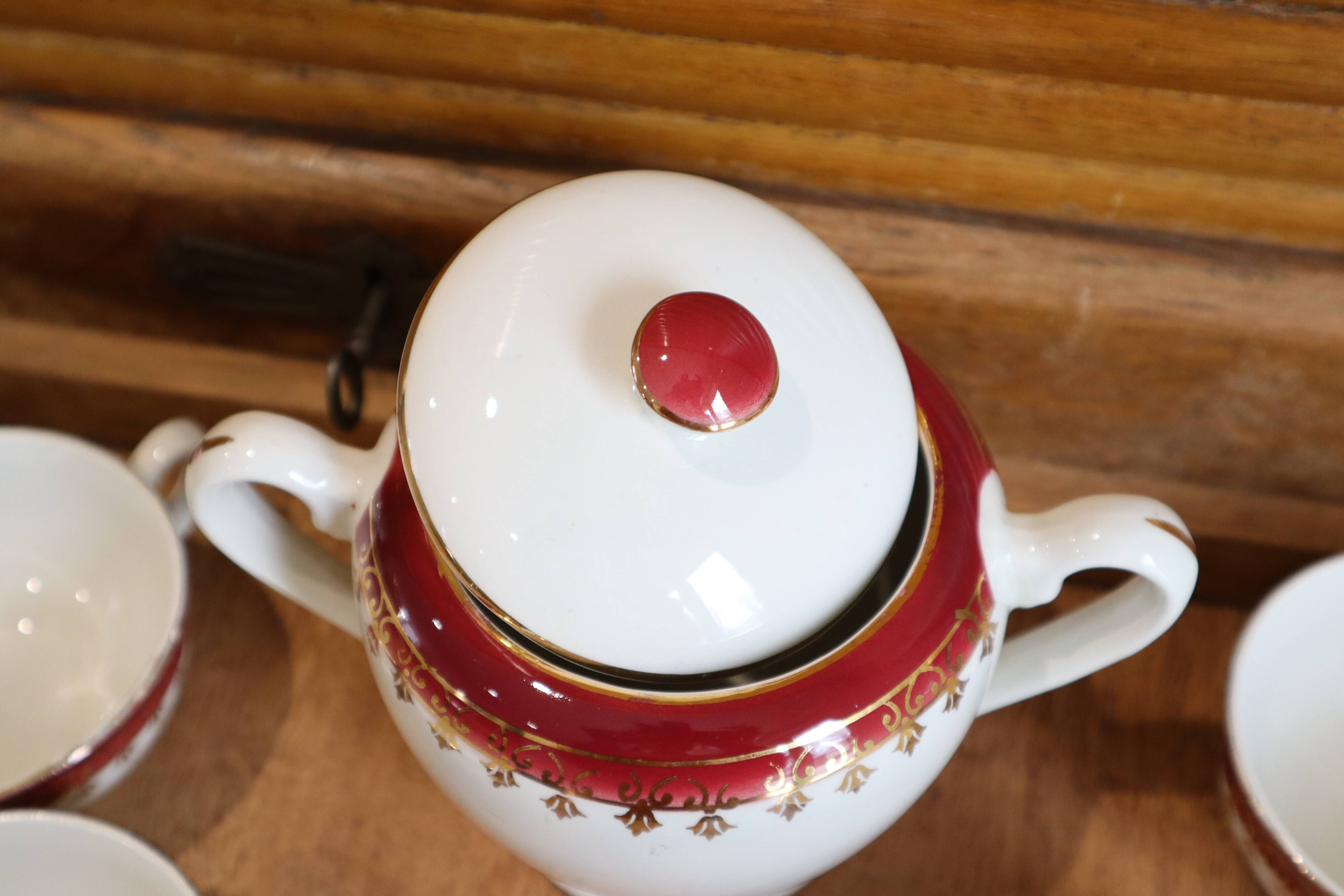 Digoin Sarreguemines earthenware coffee service "Edwige"