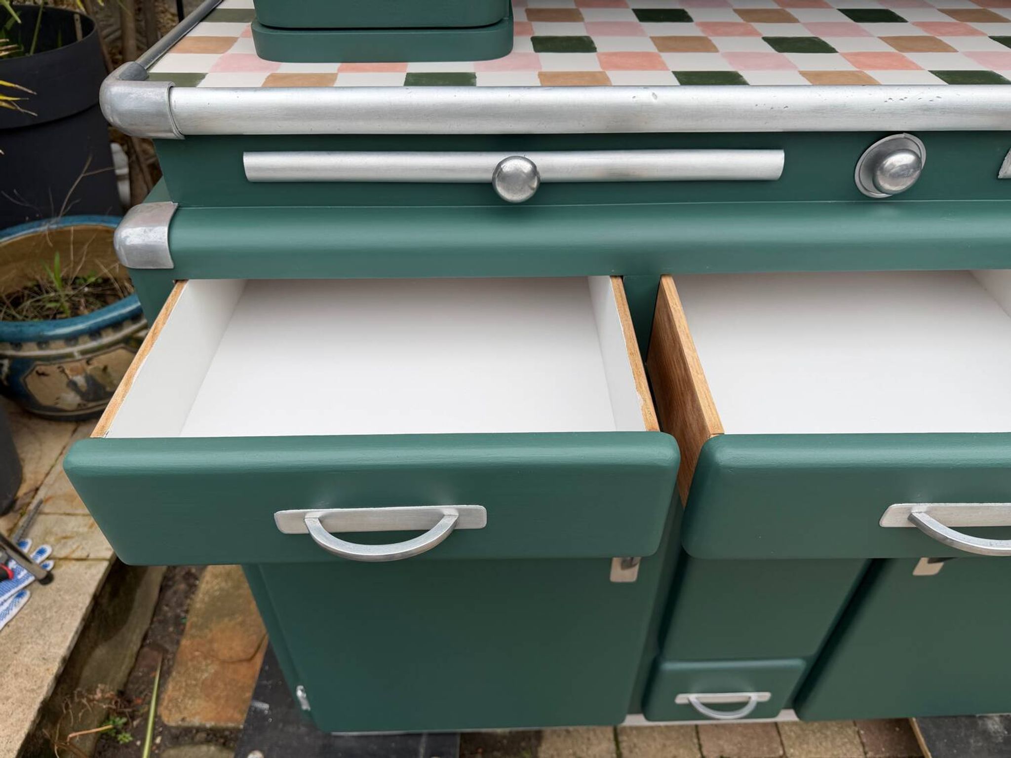 Buffet Mado cuisine 1950