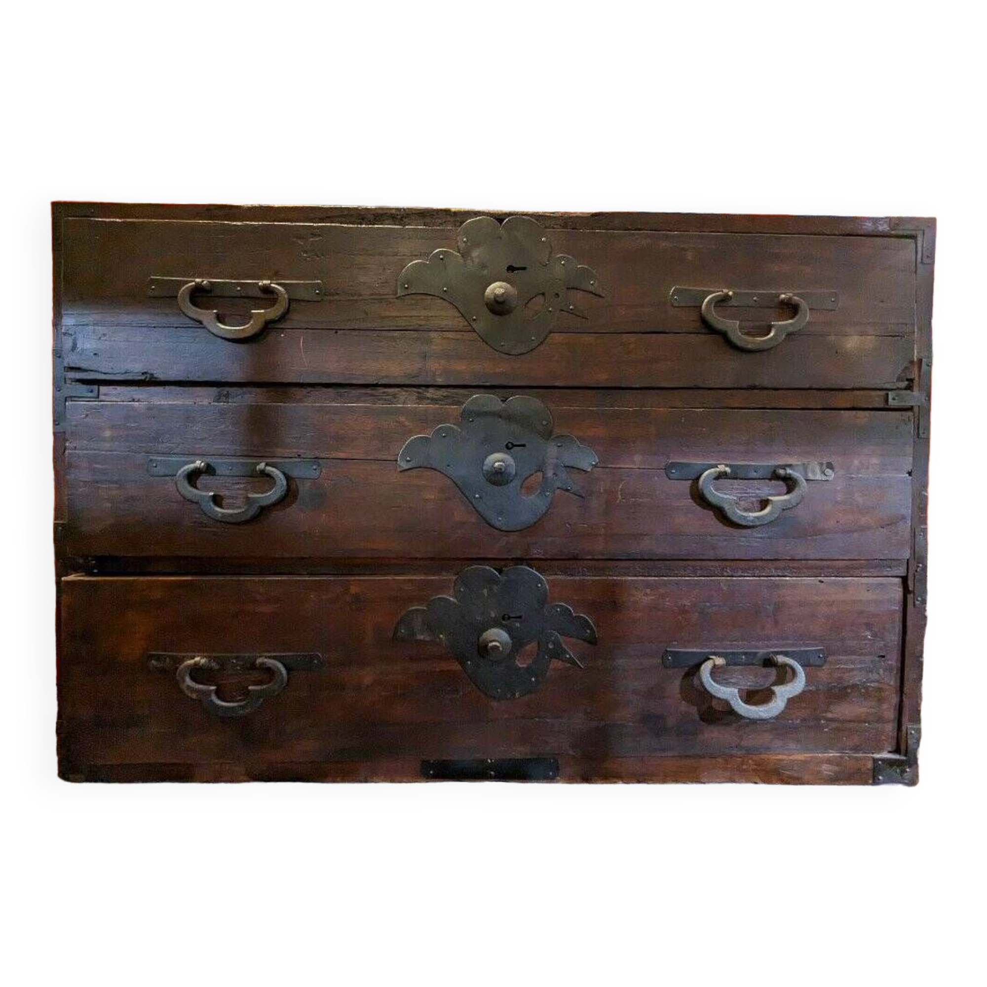 Small low chest of drawers (tansu) Japan, late Edo period circa 1850