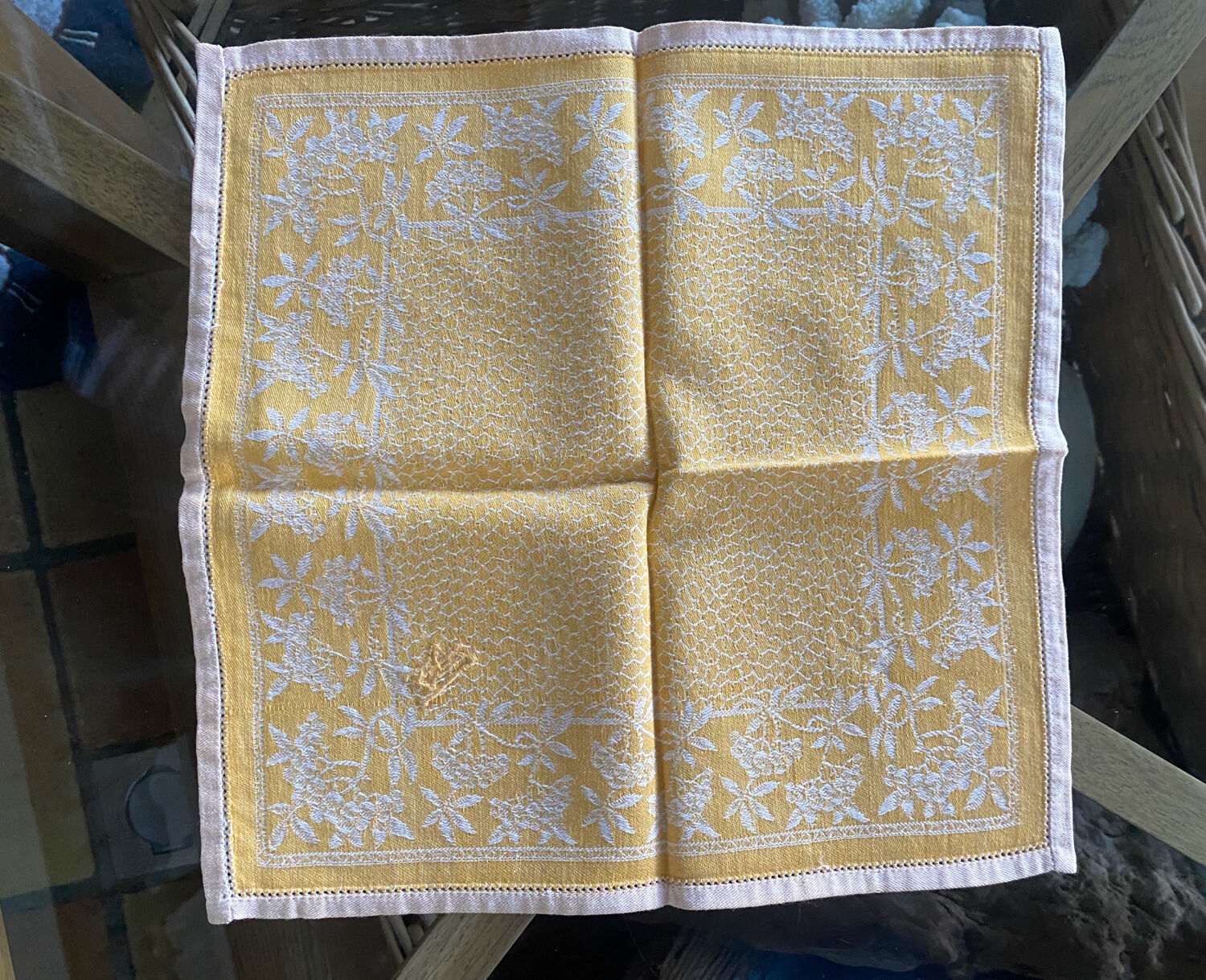 Set of 6 monogrammed damask tea towels