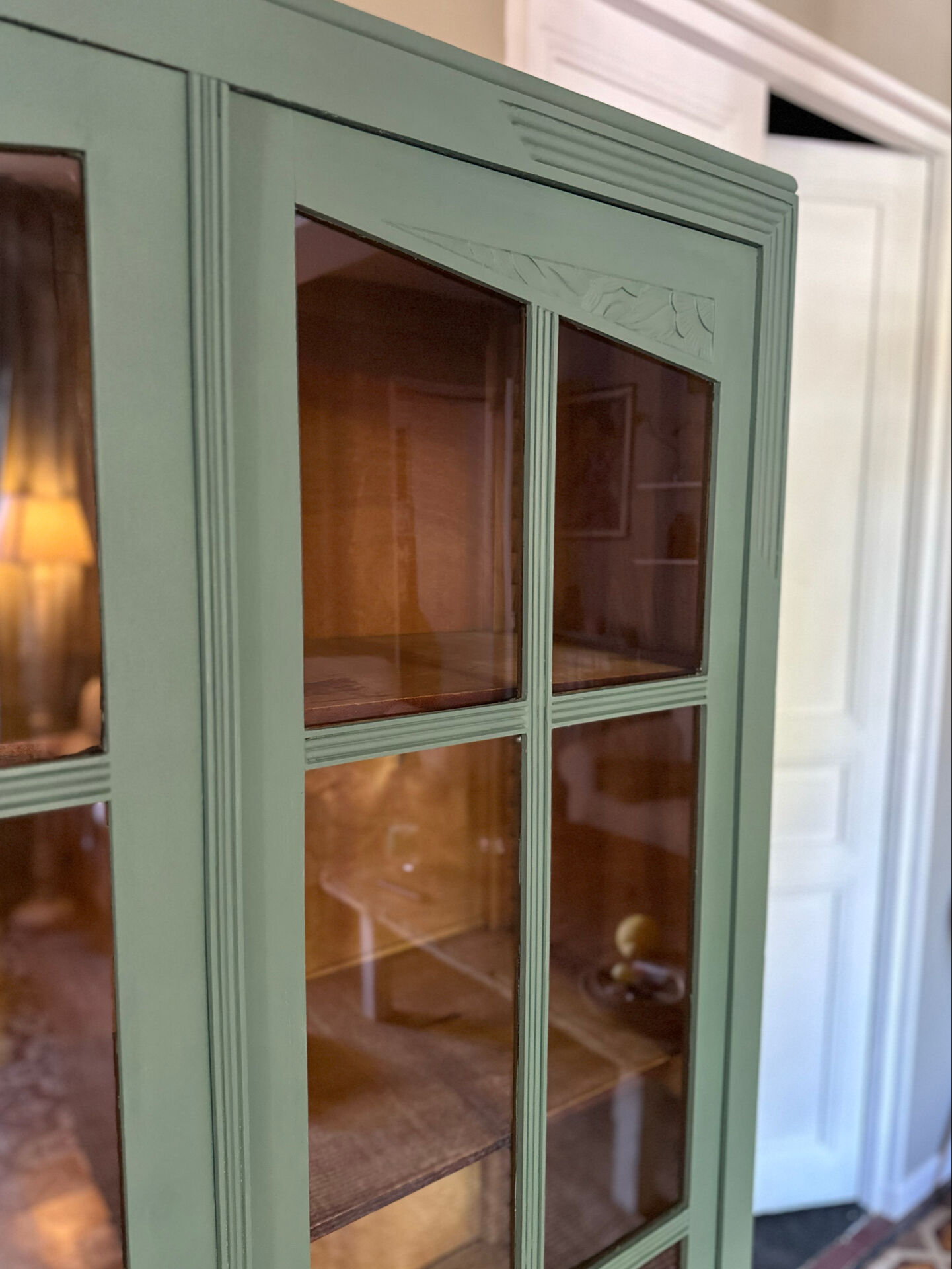 Art Deco display cabinet