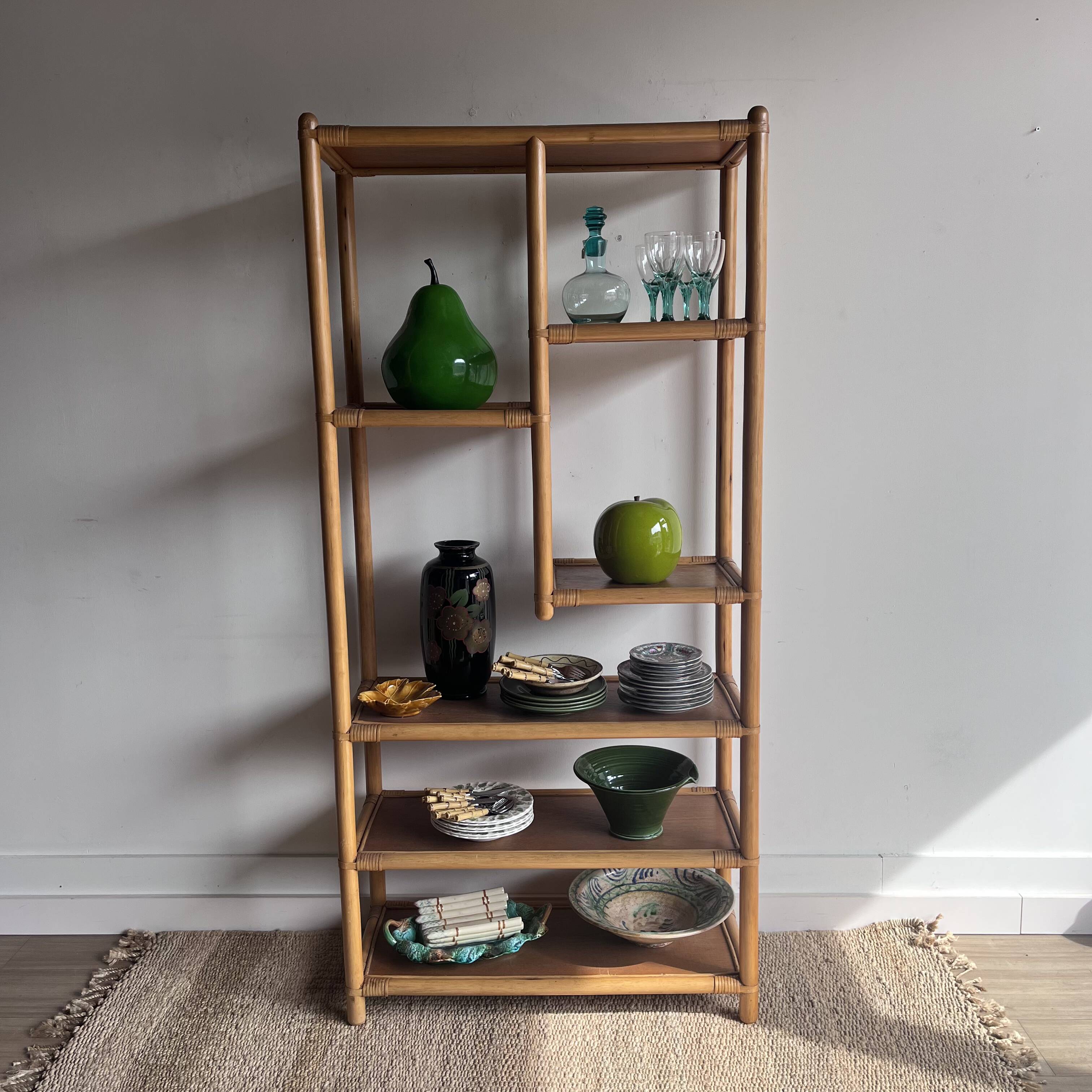 70's vintage bamboo rattan display bookshelf