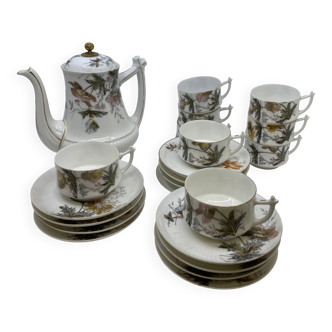 Porcelain coffee service decorated with flowers, The Great Stores of the Louvre