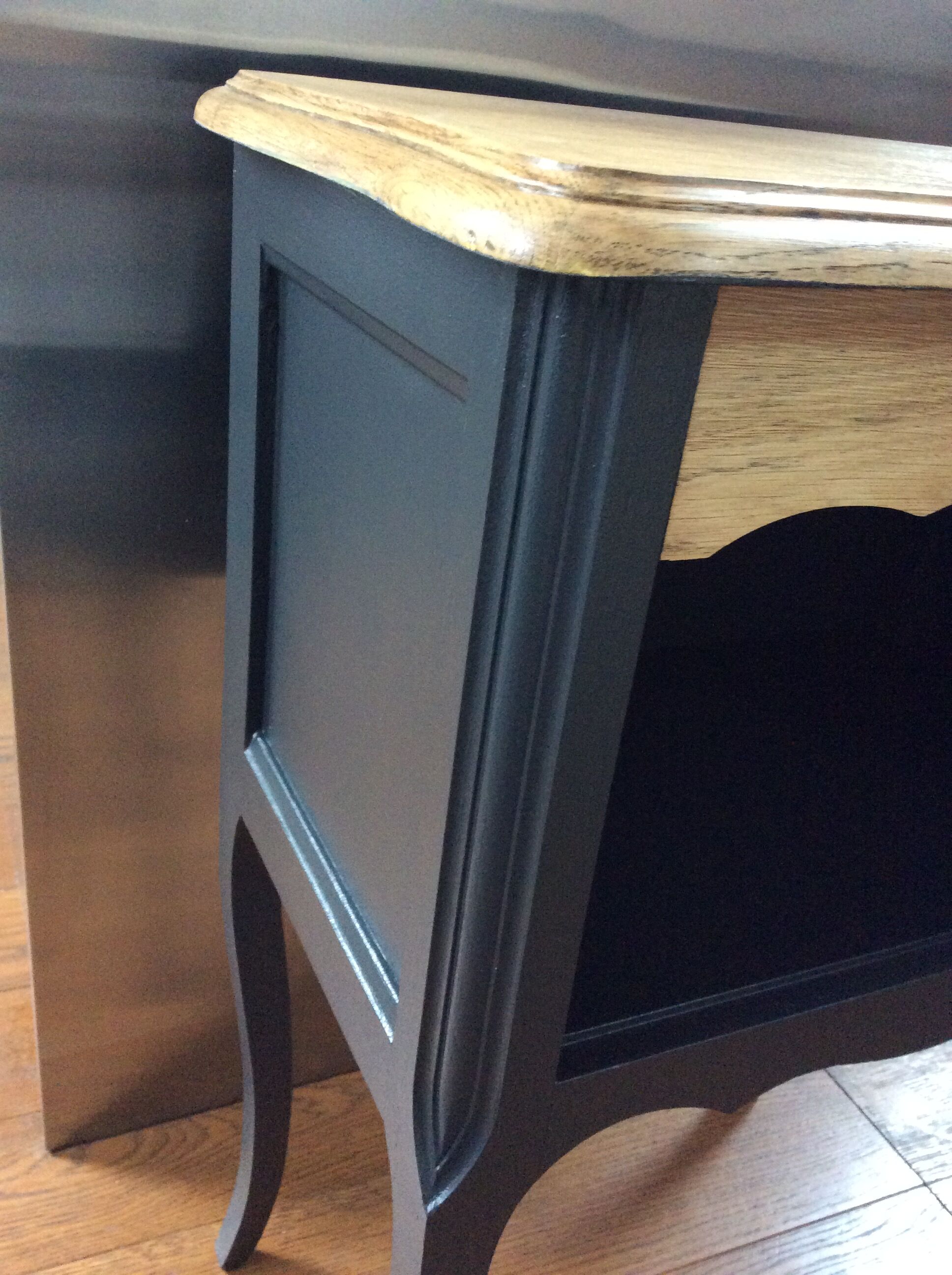 Pair of bedside tables