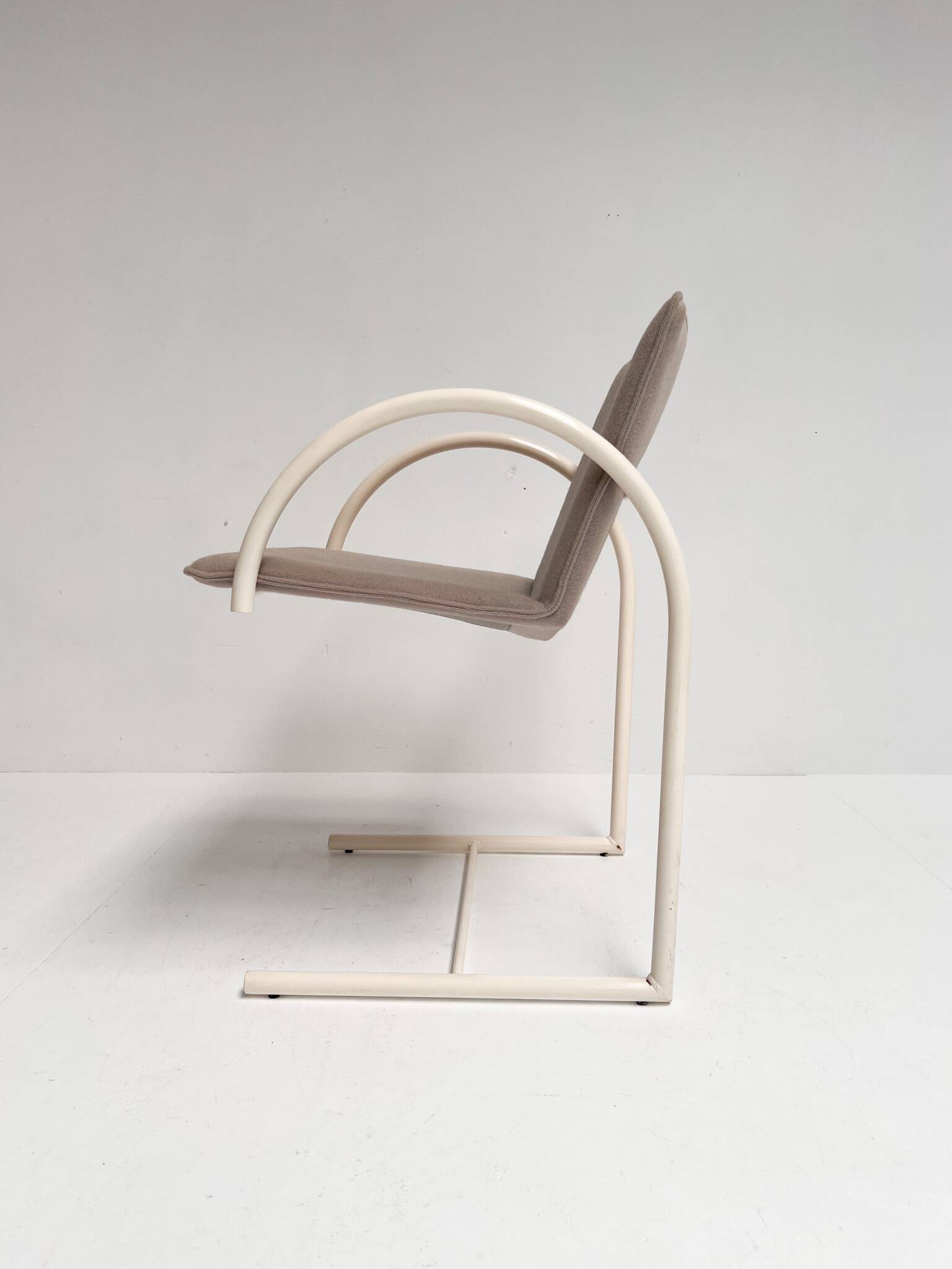 Set of 4 Circle chairs by Boonzaaijer for Metaform, 1980s