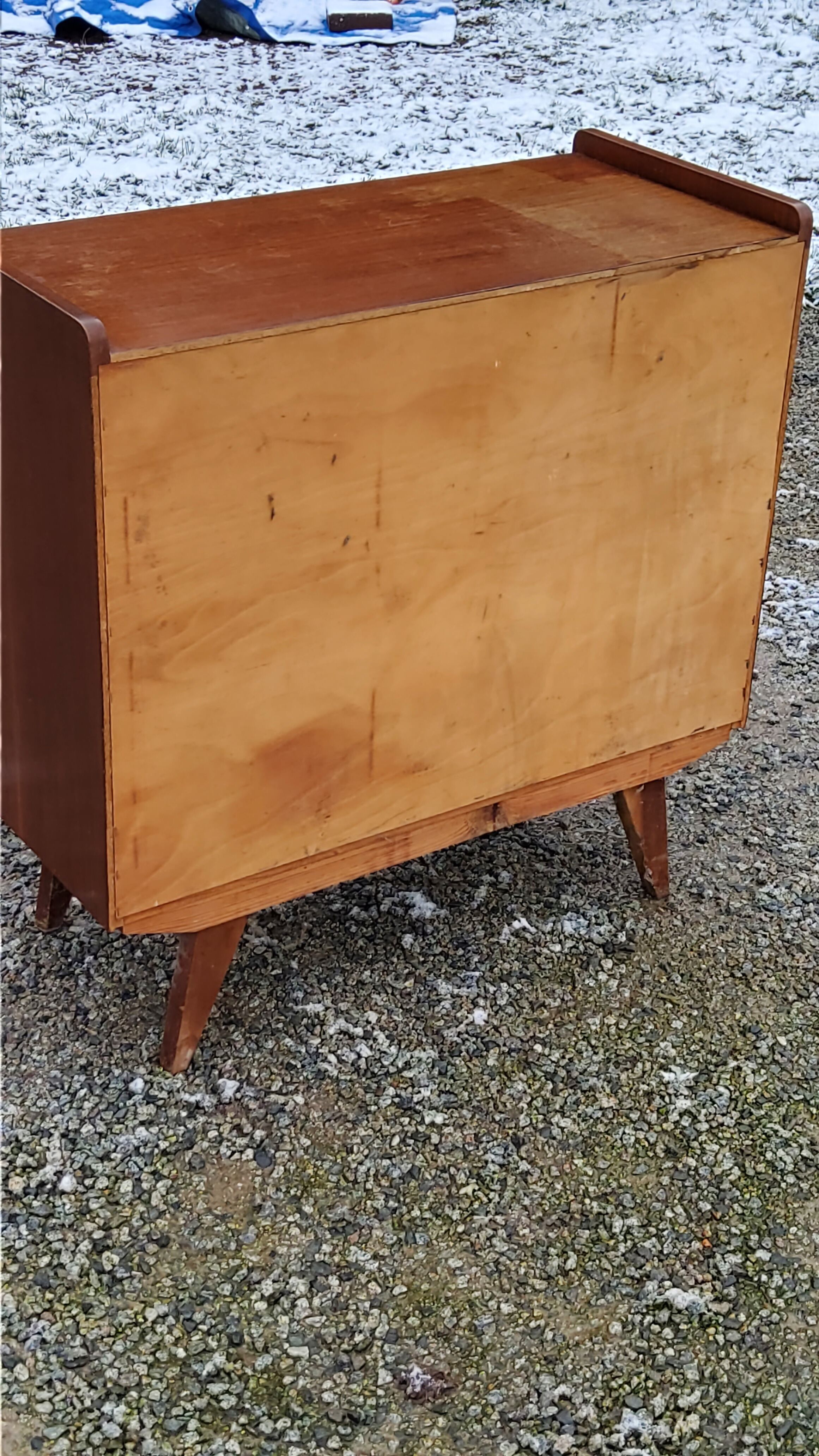 Vintage chest of drawers from the 50s 4 drawers feet compass and mahogany fins