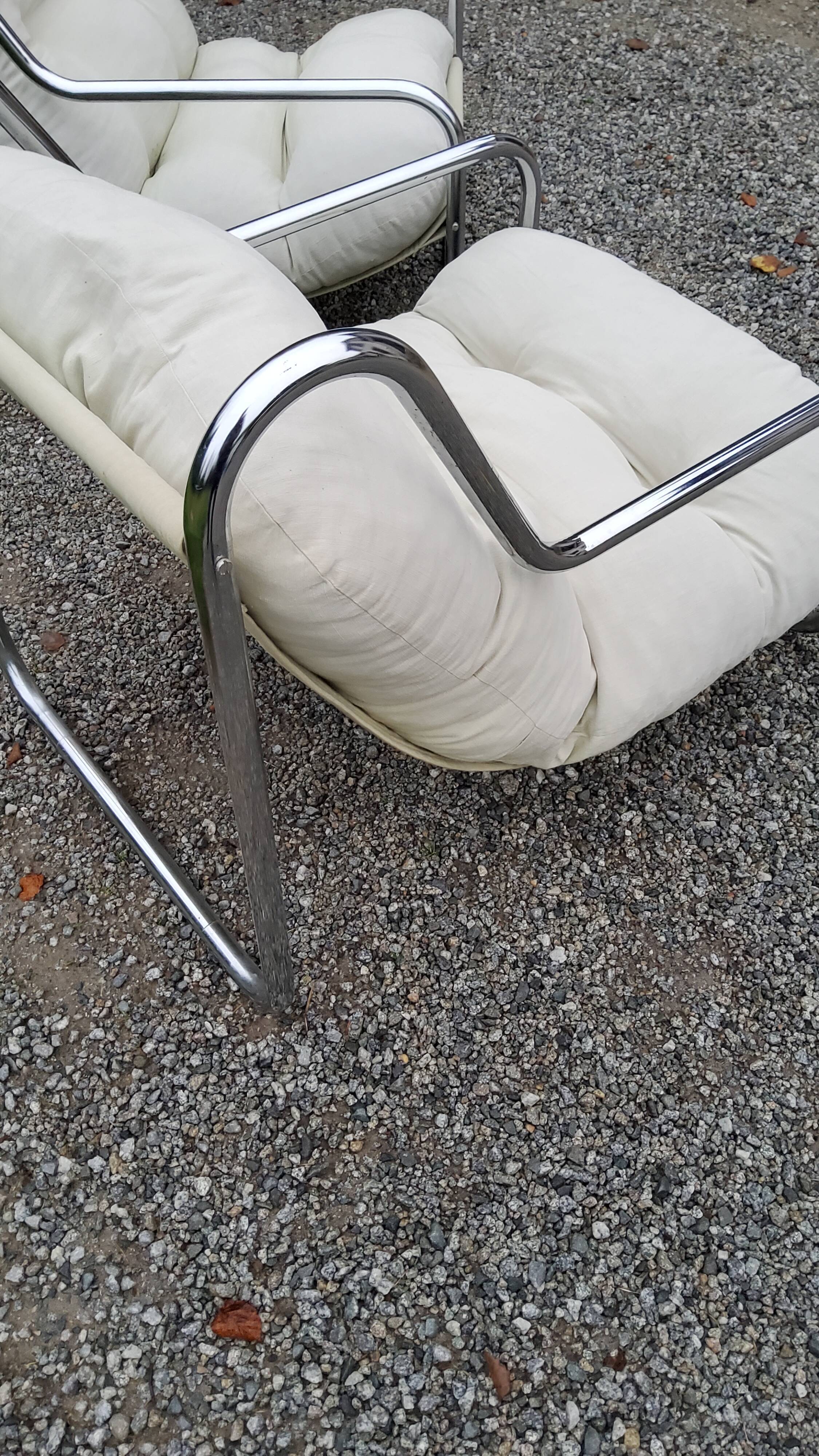 Pair of armchairs from the 70s chrome tubes and cotton canvas
