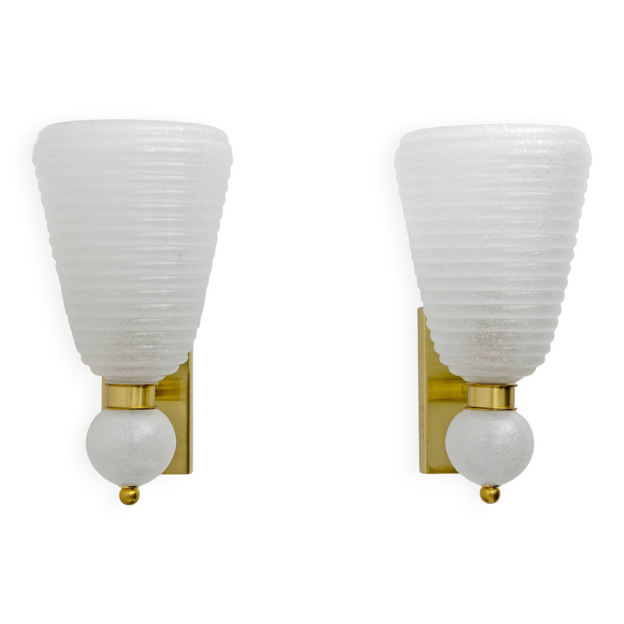 Pair of Mid-century Modern Brass and "Pulegoso" Murano Glass Sconces