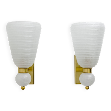 Pair of Mid-century Modern Brass and "Pulegoso" Murano Glass Sconces