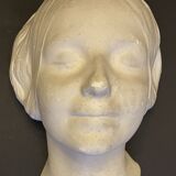 Plaster head: The drowned of the Seine
