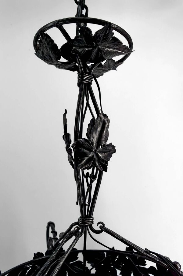 Lustre en fer forgé et pate de verre, Art Deco, Muller Freres, Circa 1920