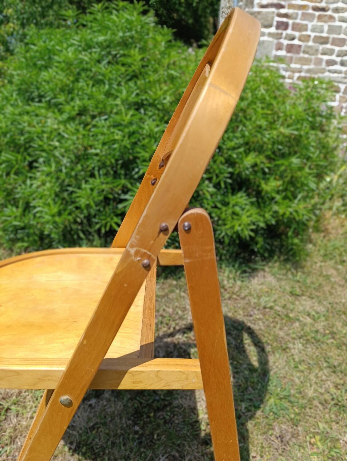 OTK folding wooden chair