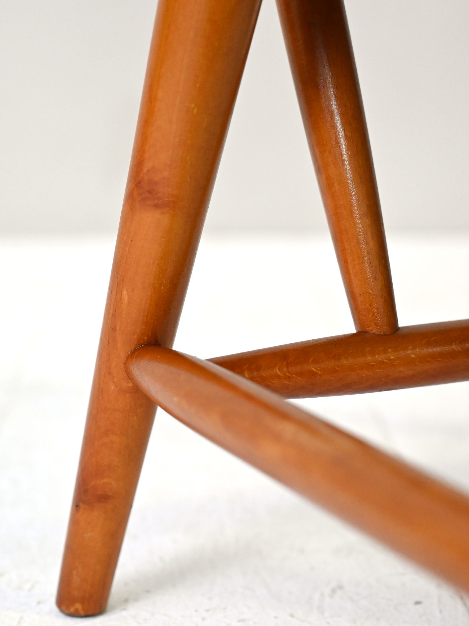 Chaise scandinave vintage en cuir noir