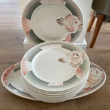 Service d’assiettes vintage