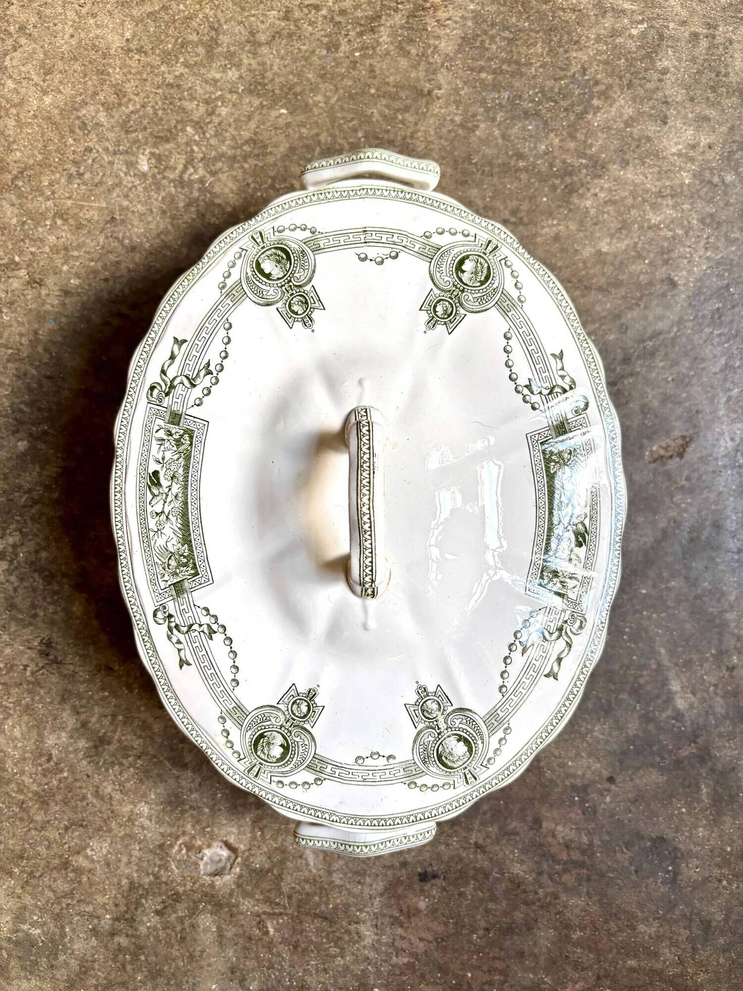 Small ironstone tureen from St Amand and Hamage, "Medallion" service