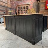 Early 20th century bar counter