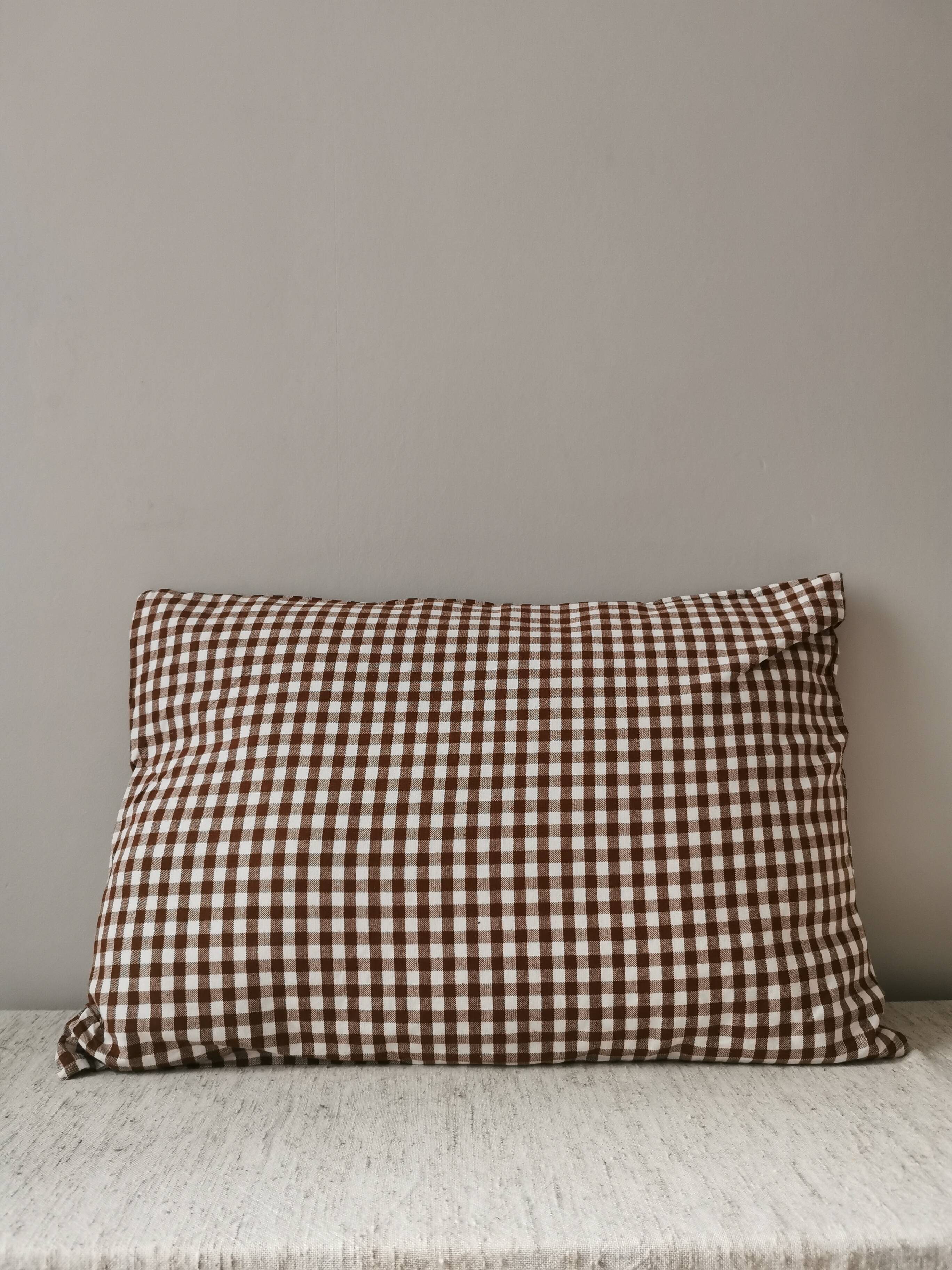 Vichy cushion – 60×40 cm