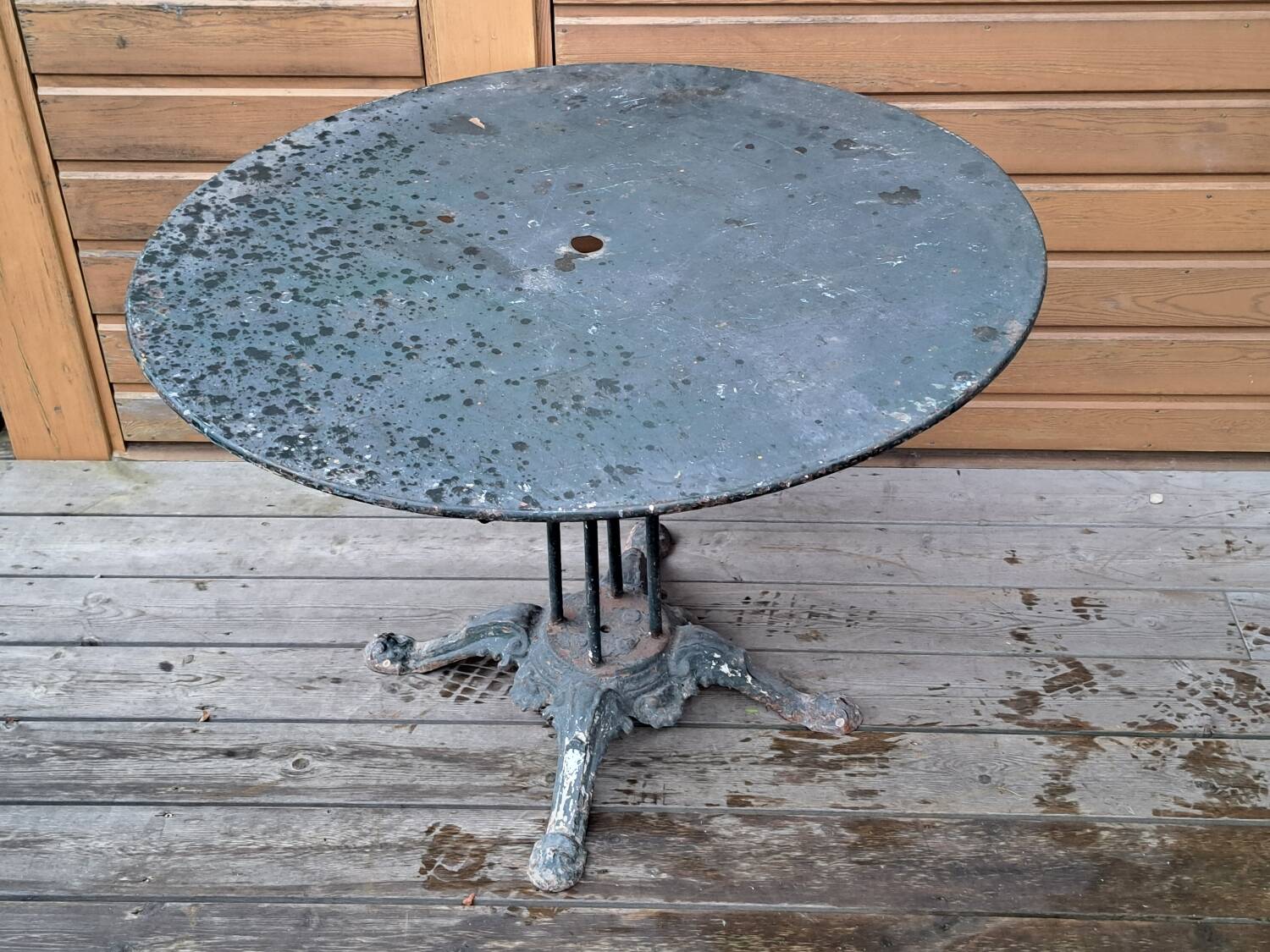 Sheet metal garden table