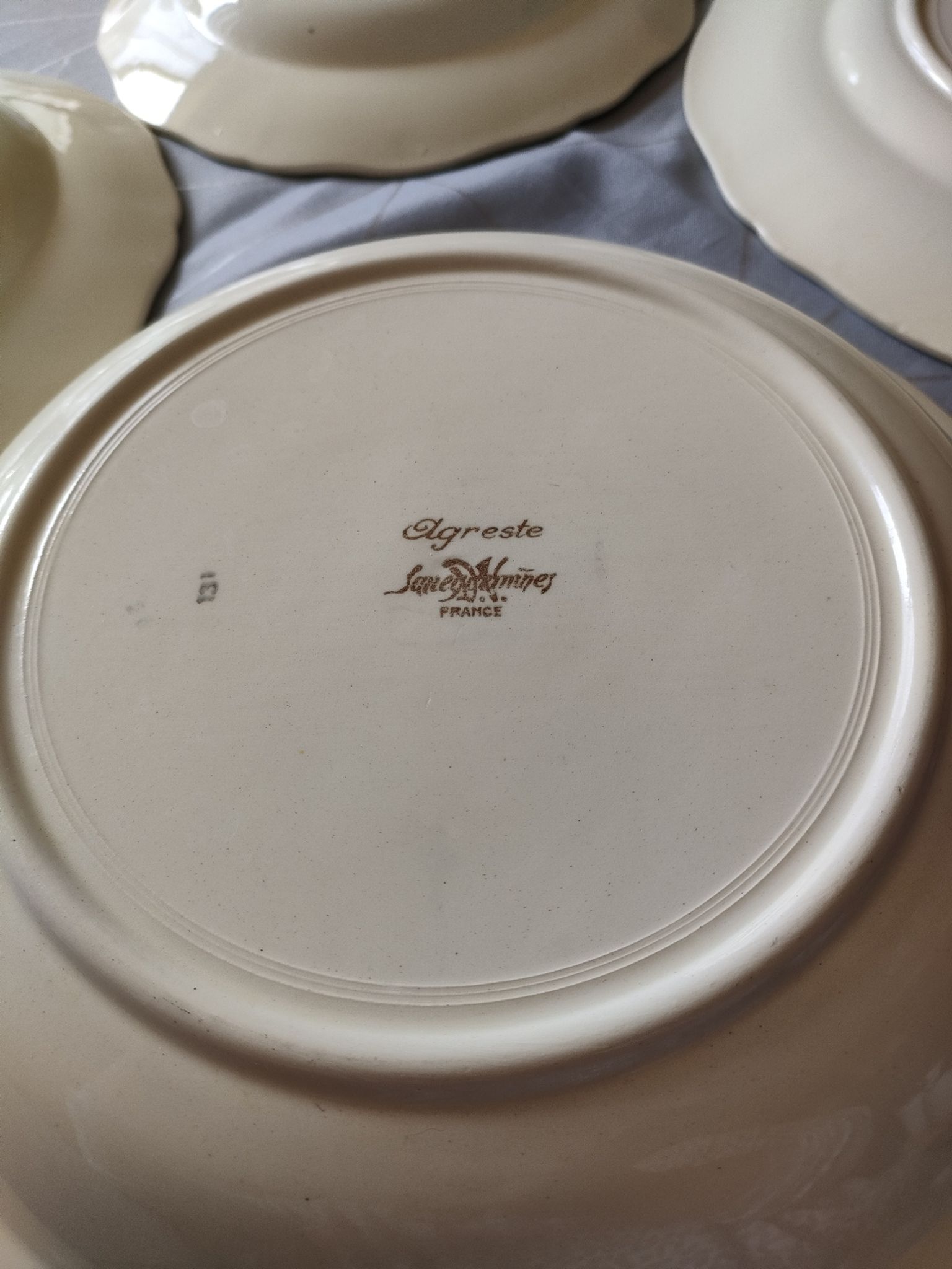 Service assiettes sarguemines