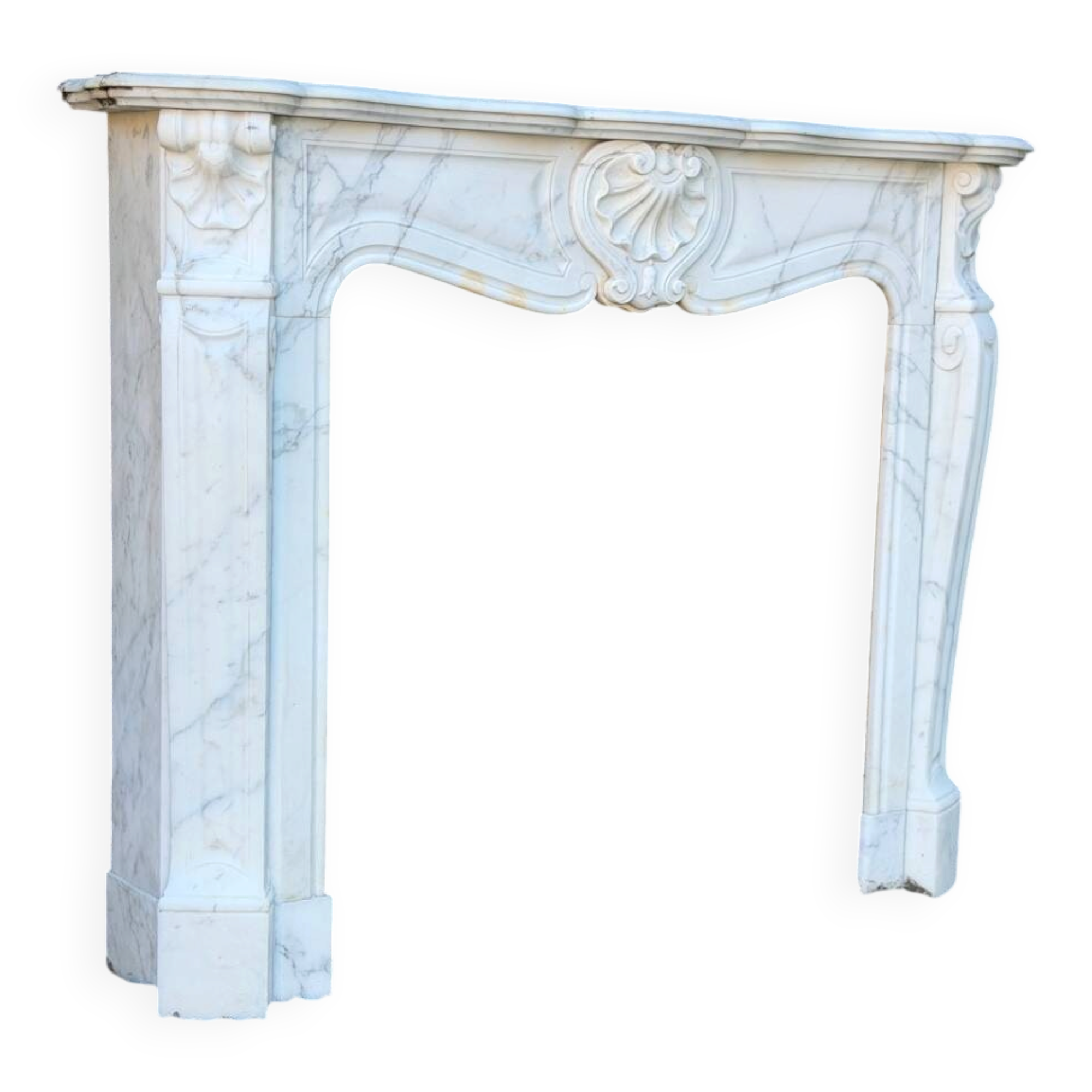 Louis XV style fireplace in Carrara marble, around 1900.