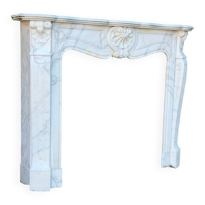 Cheminée de style Louis - marbre