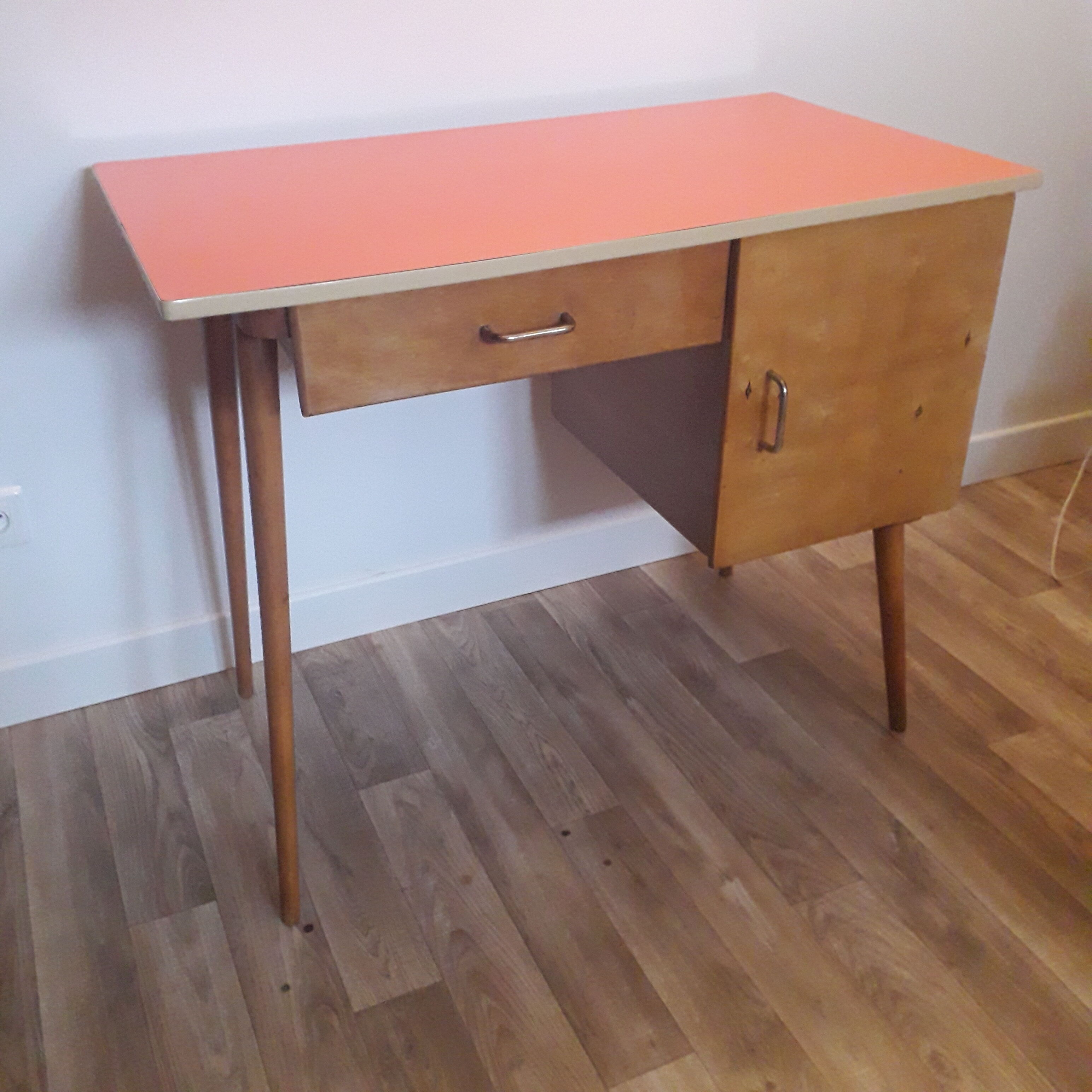 Bureau Baumann vintage