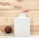 Vase minimaliste blanc Sgrafo Modern en porcelaine, années 60
