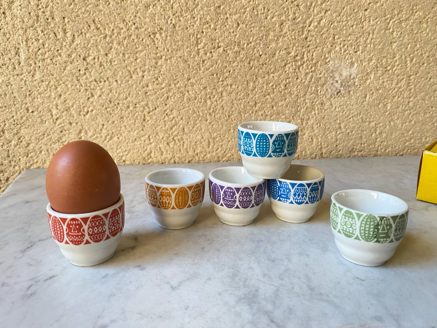 Arabia Finland ceramic egg cup, vintage design, 60s