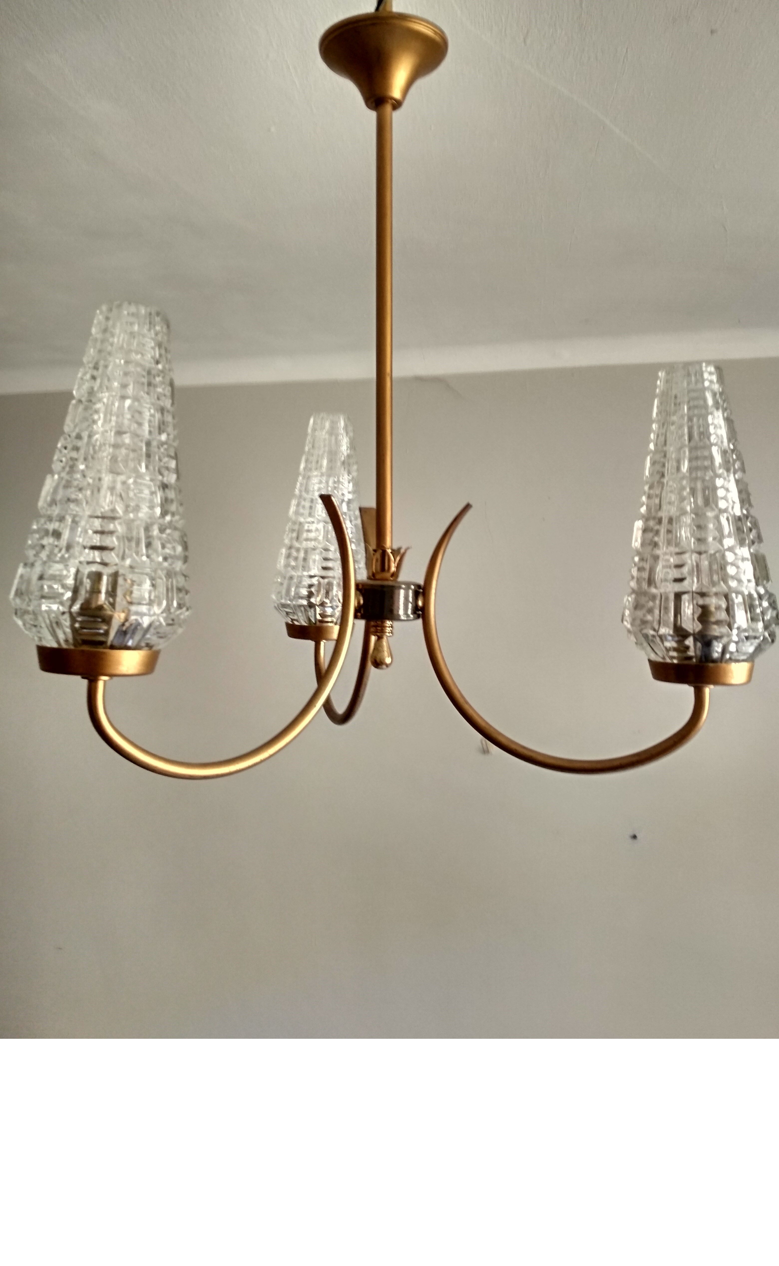 Lustre vintage à 3 branches métal doré et tulipes