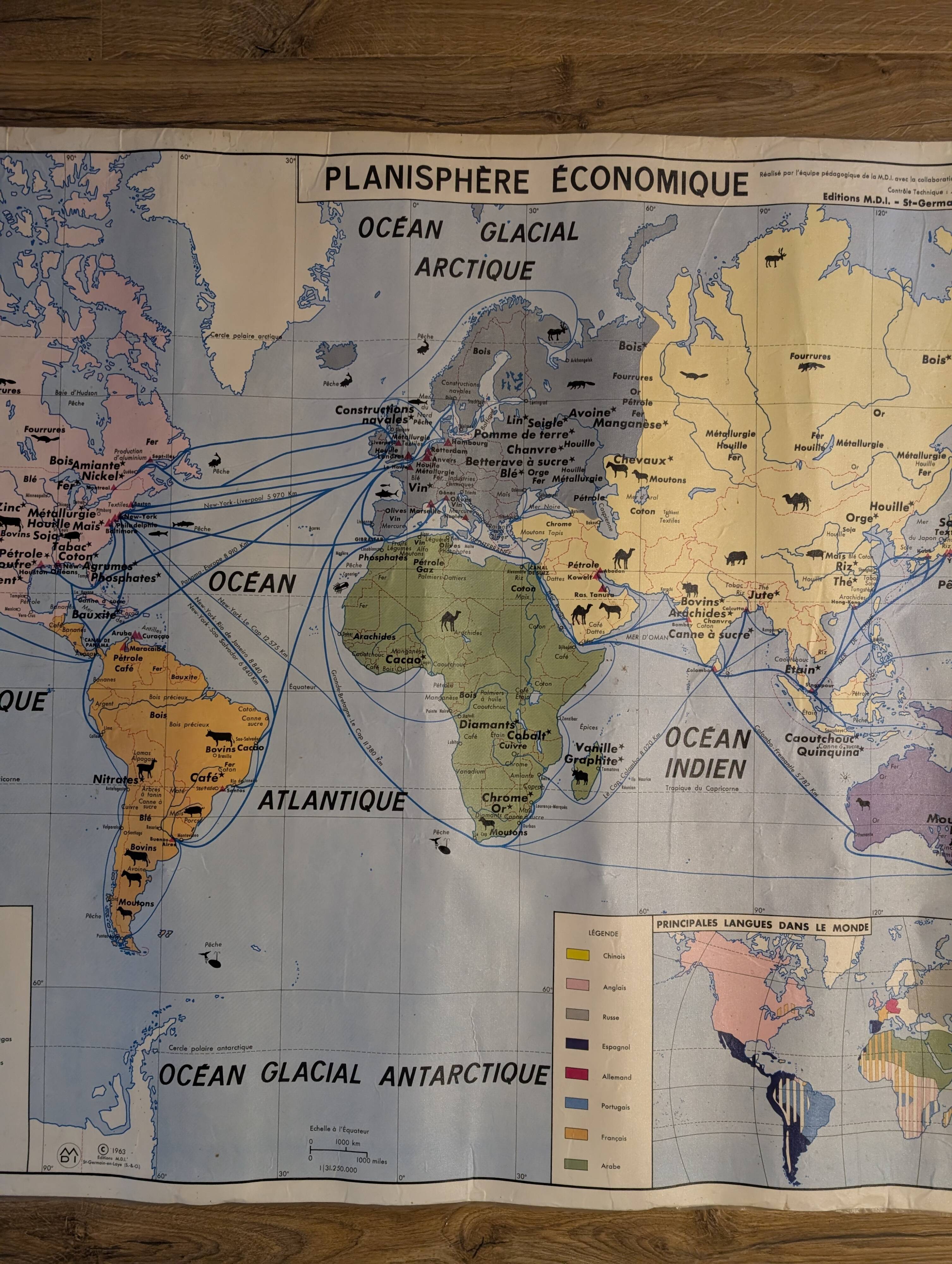 Carte scolaire - planisphère politique et planisphère économique