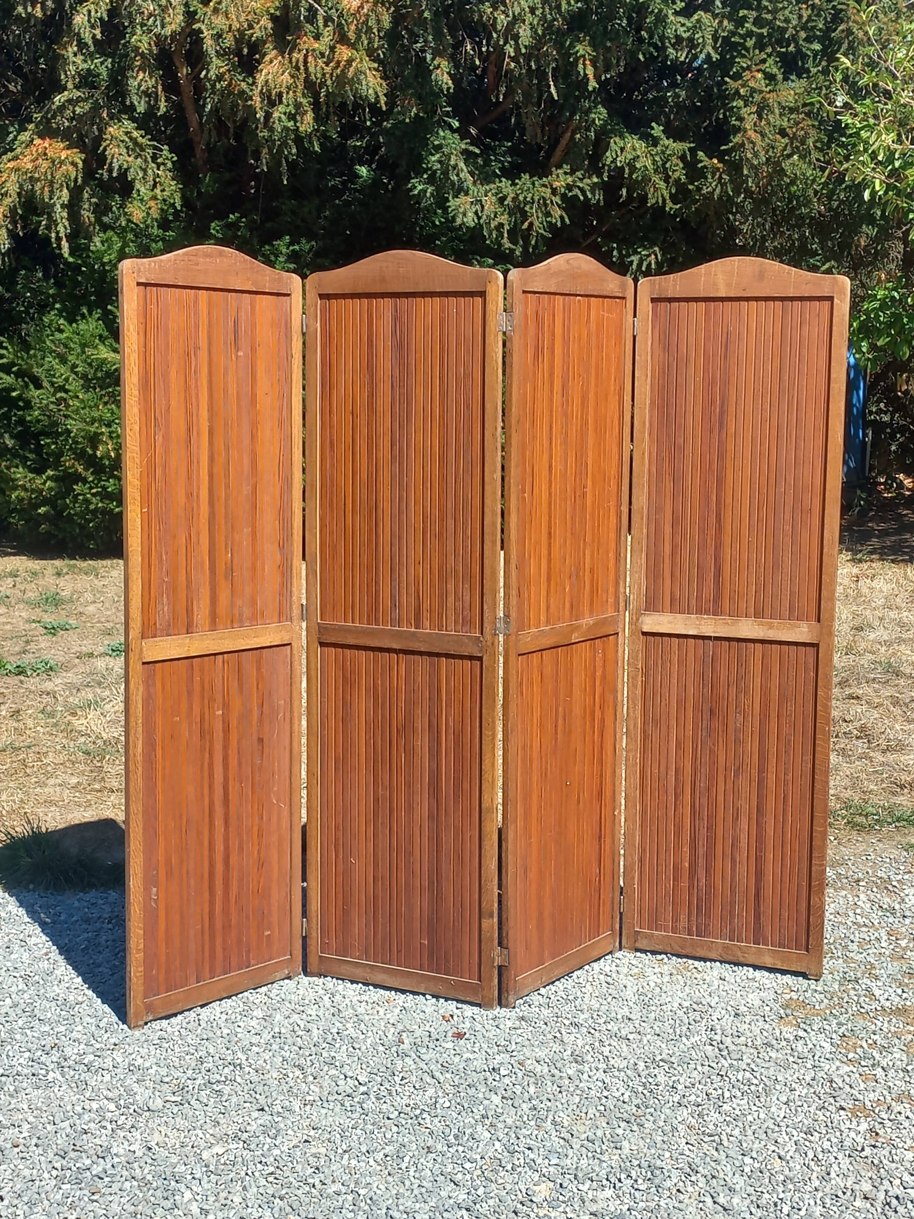 1930s bistro screen with slats