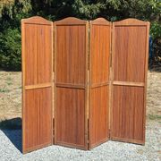 1930s bistro screen with slats
