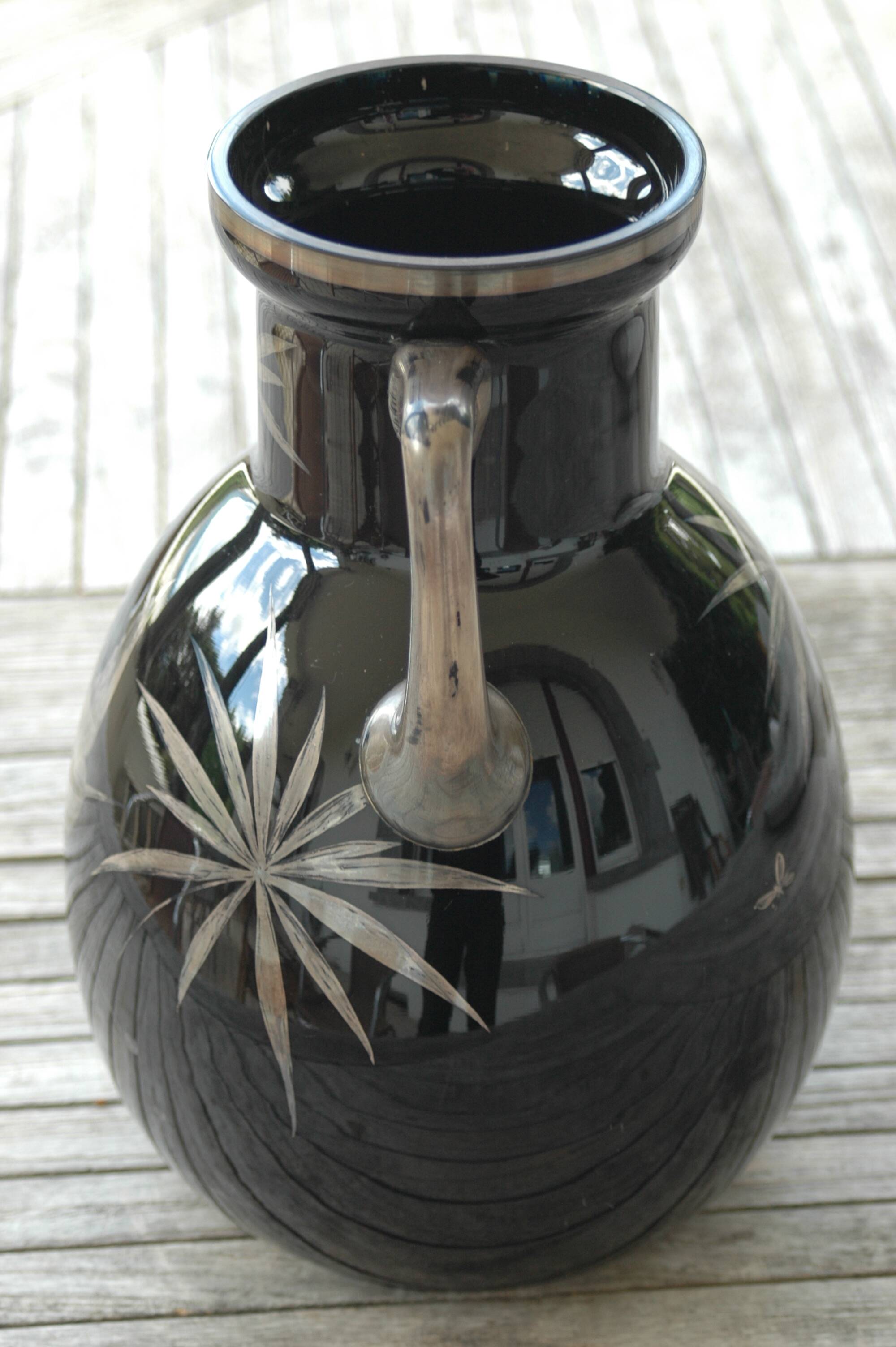Art Deco vase signed HEM