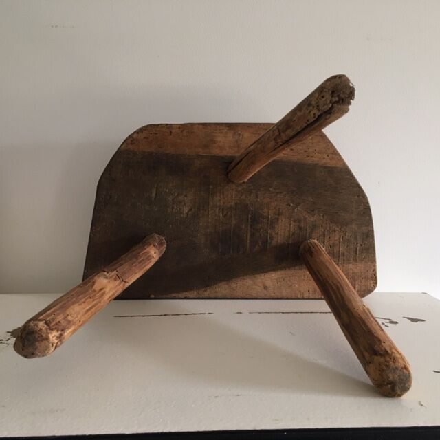 Ancient tripod tabouret