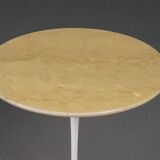 Table d'appoint Tulipe en marbre Botticino par Eero Saarinen pour Knoll Int.