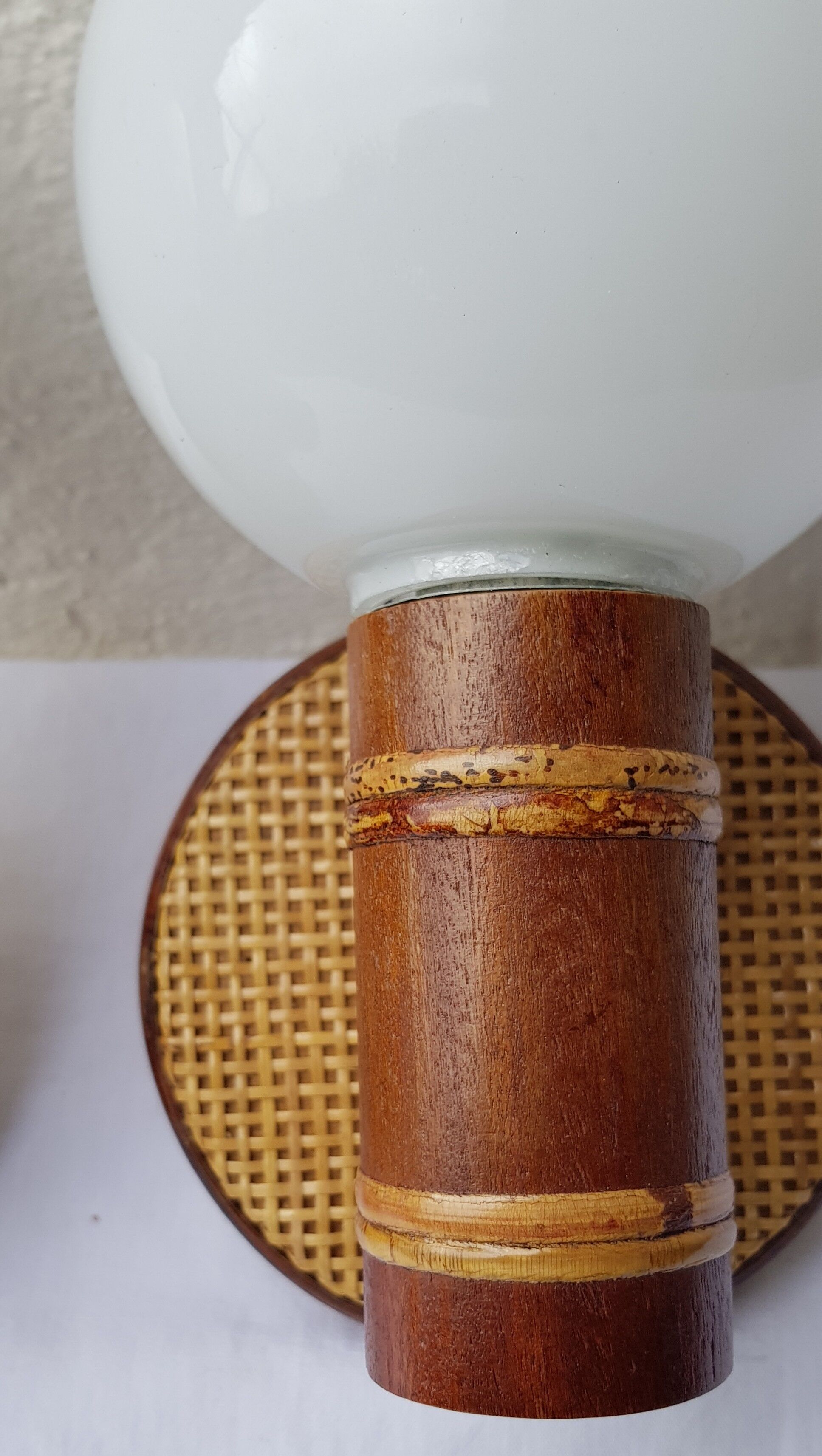 Pair of wood and rattan wall lamps 70