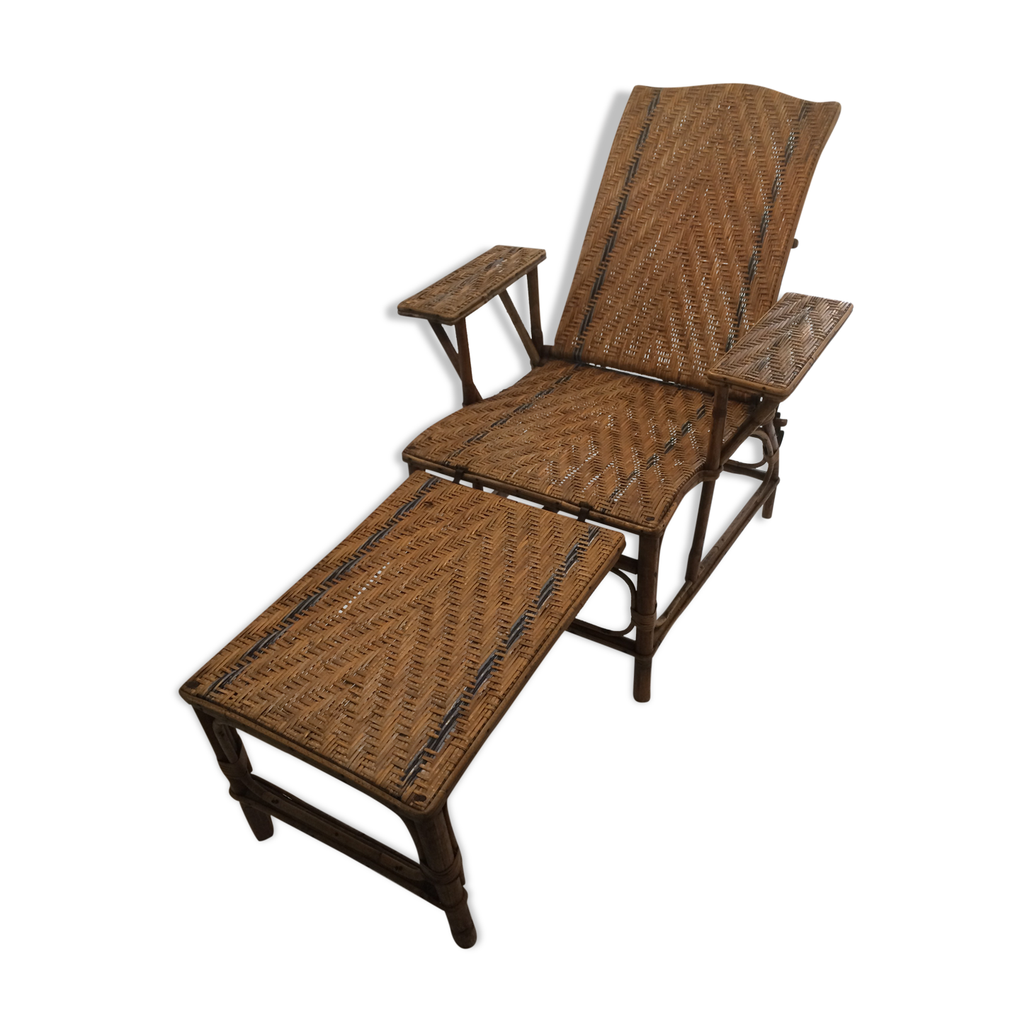 Chaise longue en rotin très ancienne Selency