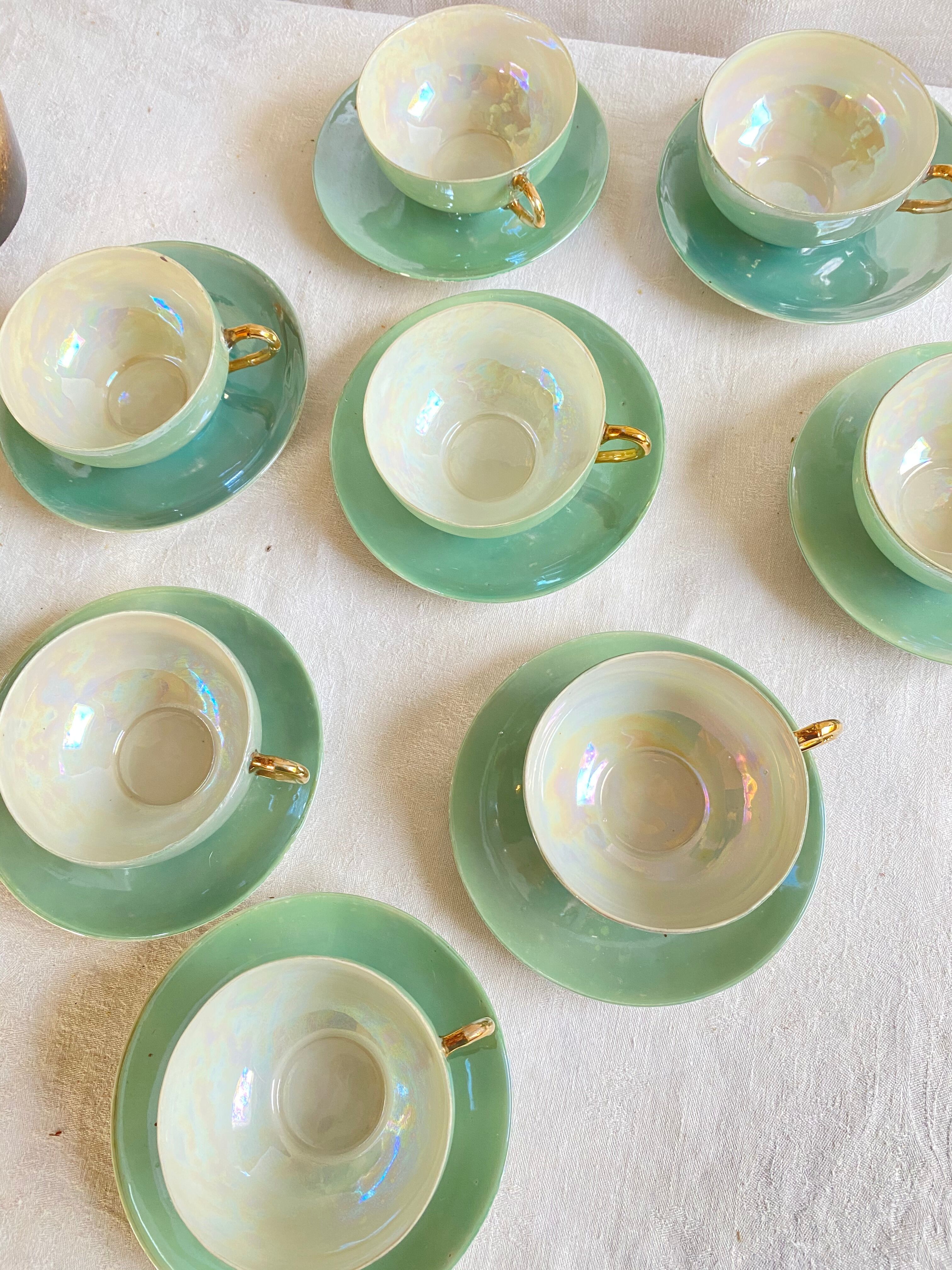 Japanese Nacrée porcelain coffee cups