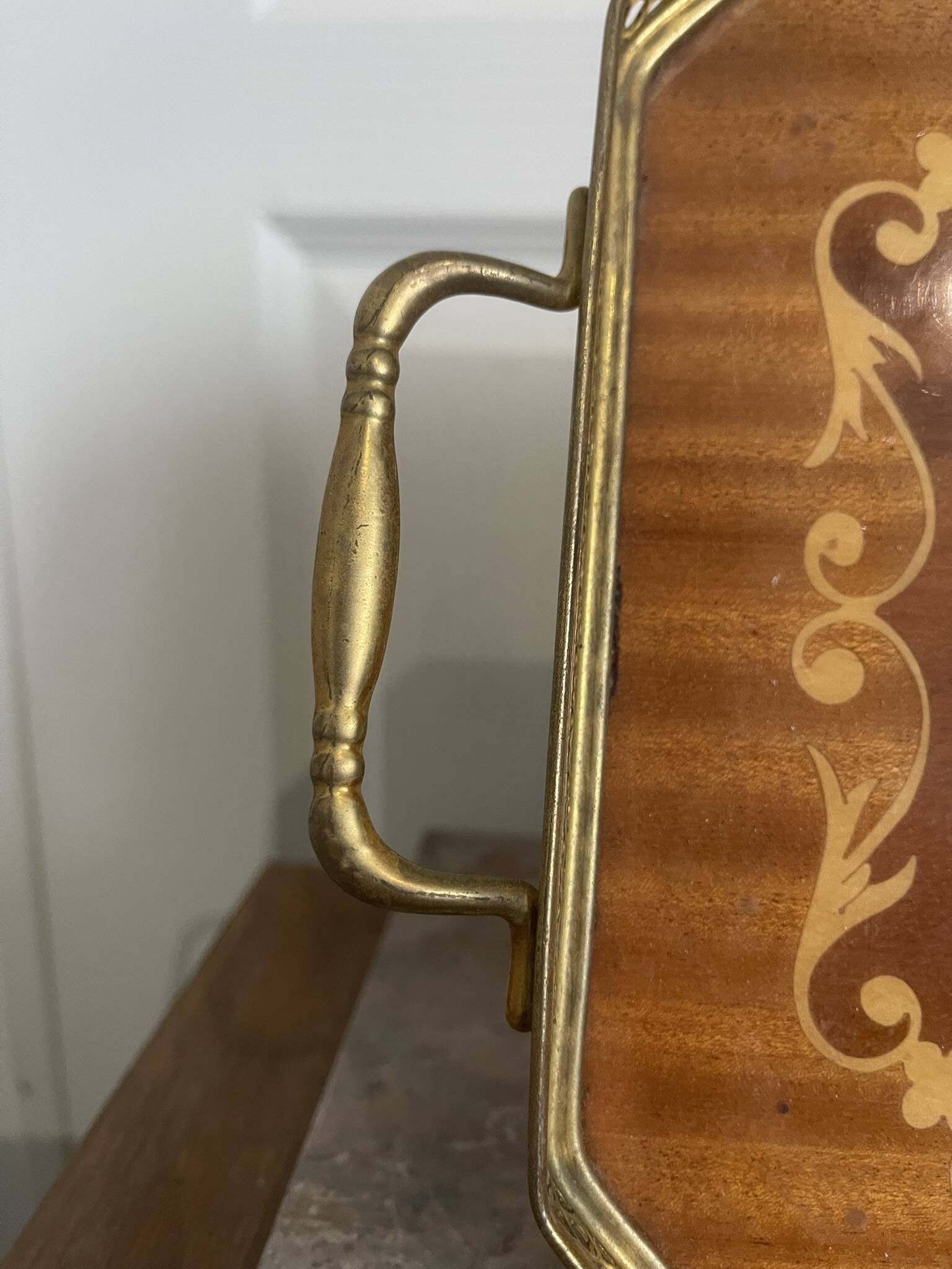 Vintage Italian Sorrento Wood Marquetry Brass Serving Tray 36