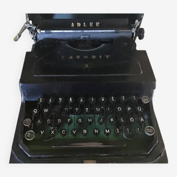 Machine à écrire adler