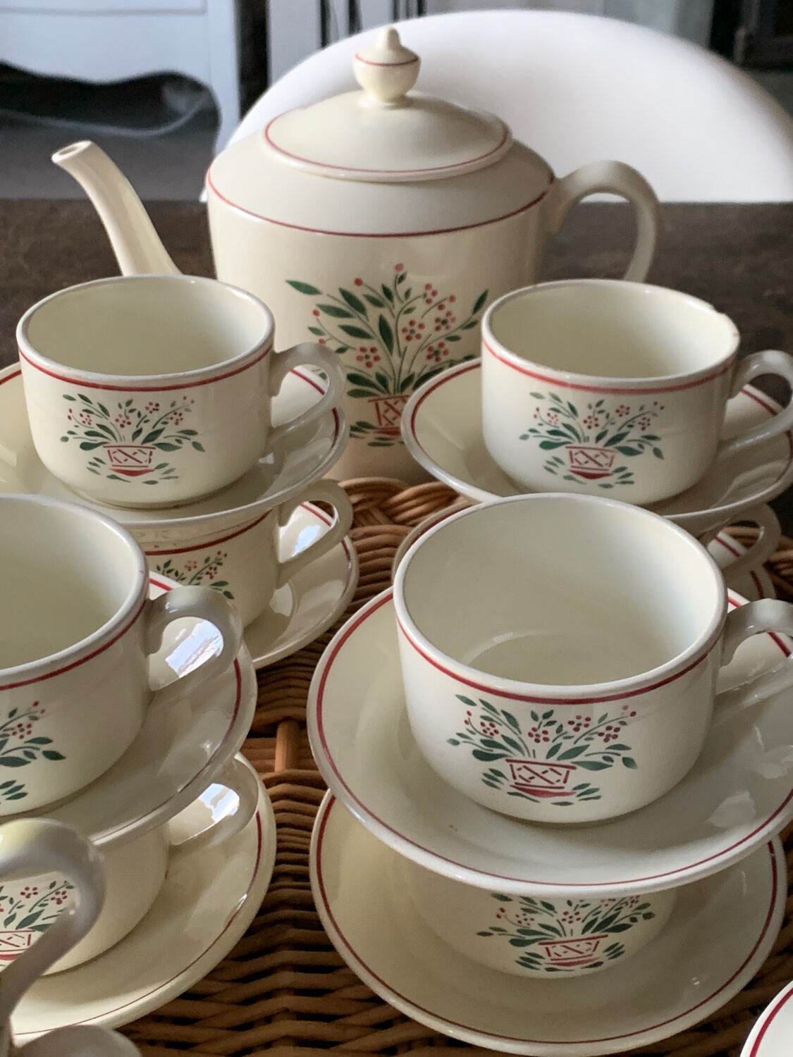 Vintage HB Creil et Montereau coffee service