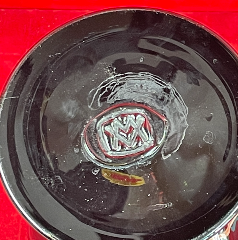 Vase on foot shower signed Maure Vieil signed VM in black glass paste 22 cm