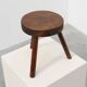 Tabouret trépied en chêne rustique, France, vers 1900
