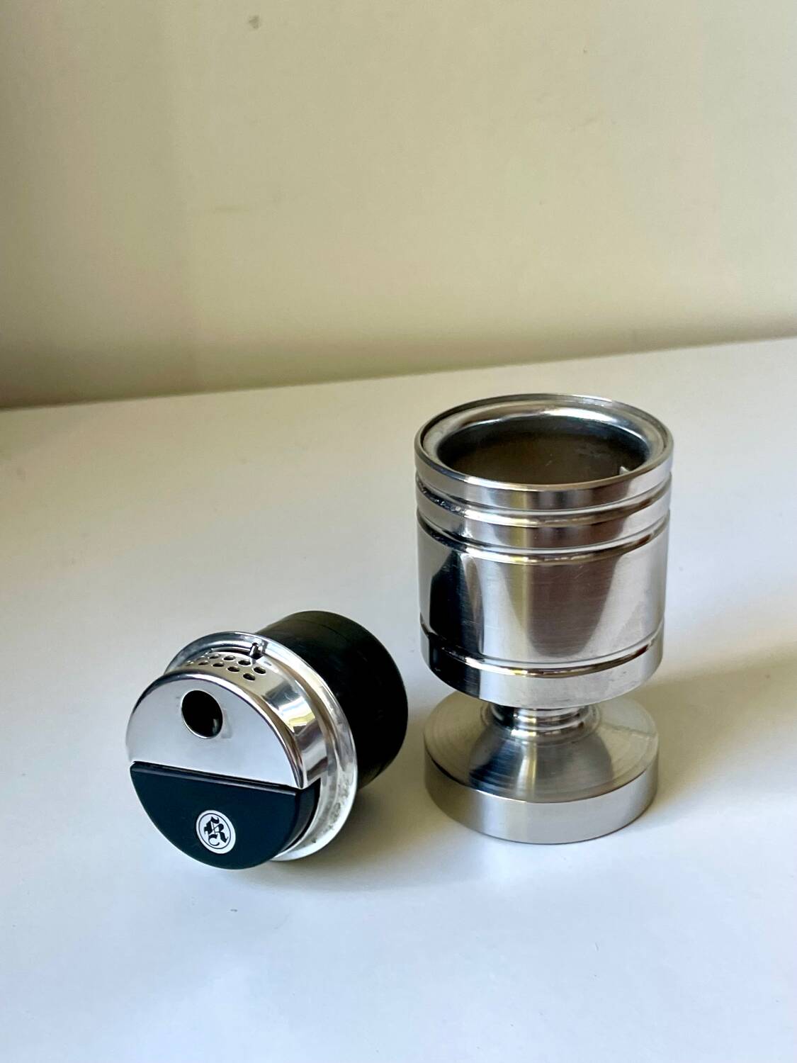 Briquet de table moderniste vintage en métal, Japon