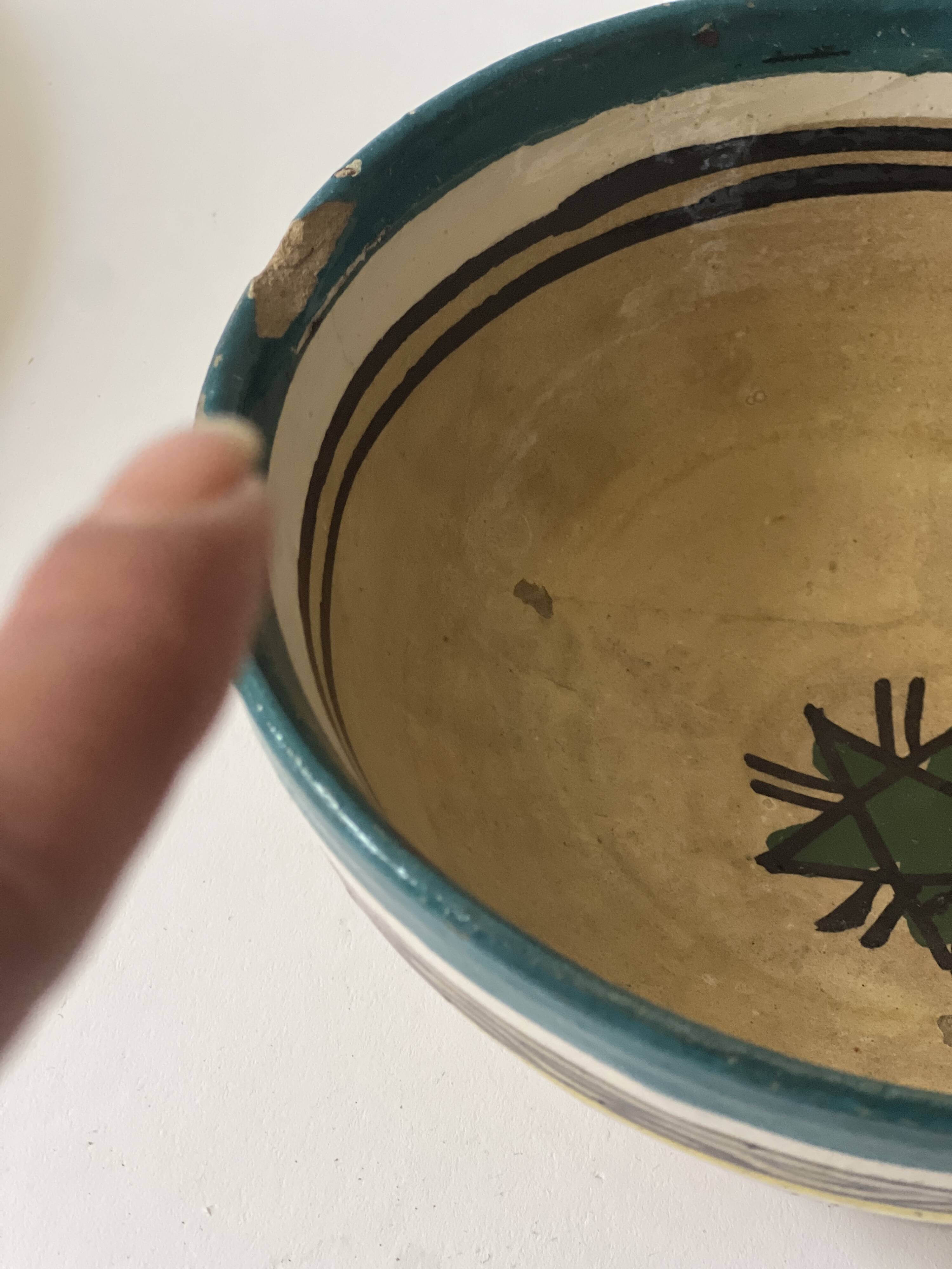 Antique Berber pottery in glazed ceramic