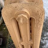 Radiateur ancien sur pieds a cinq lames fleuries en fonte de fer XX siècle