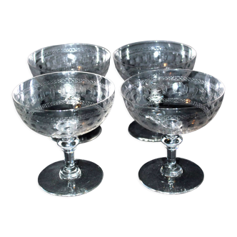 Set of 4 crystal champagne glasses engraved with pantogravure acid 1900 guilloché
