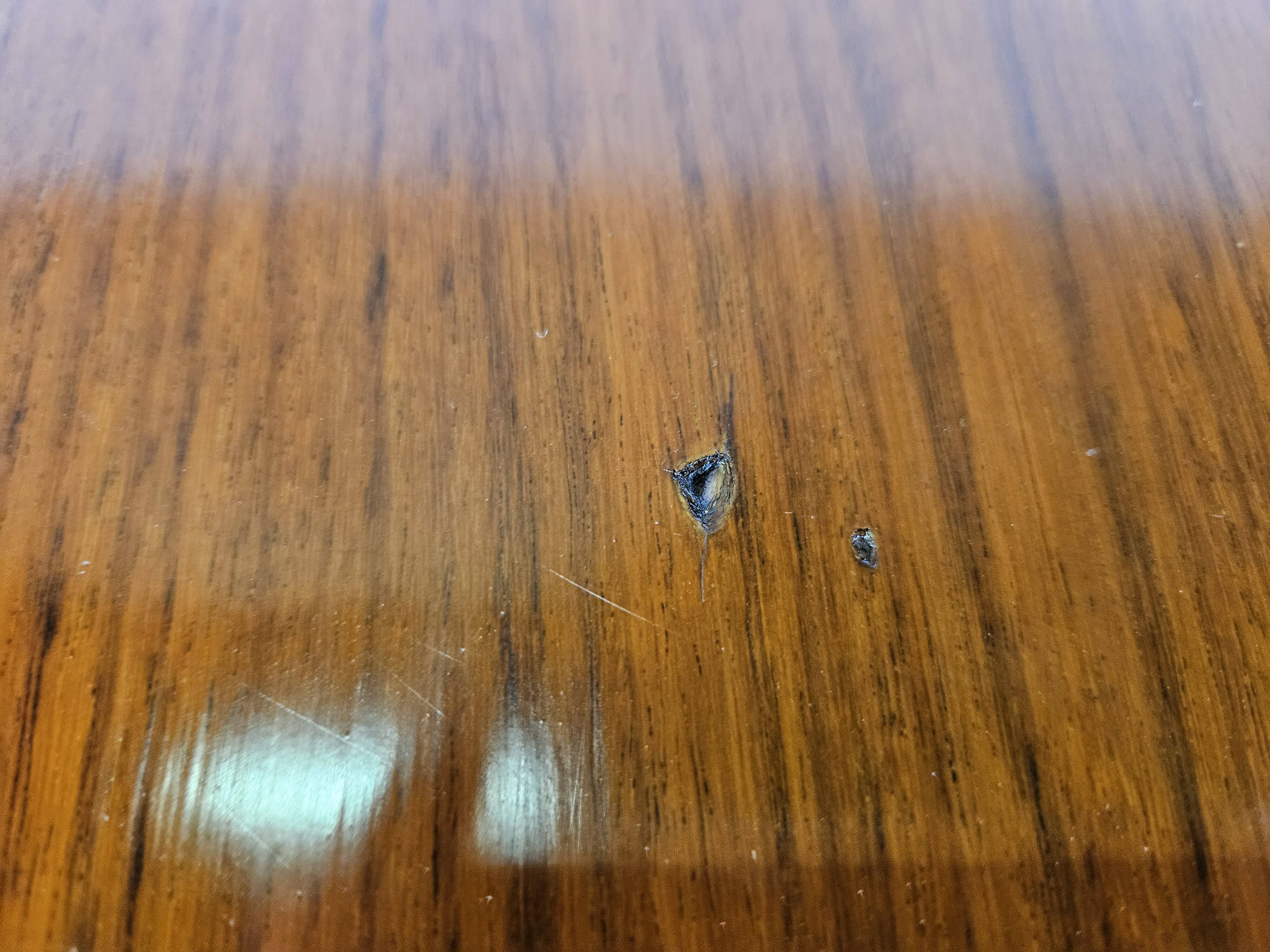 Table à manger extensible de style scandinave en noyer et ébène