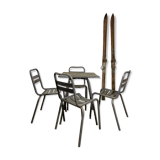 Chaises et table TOLIX